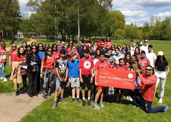 19 05 Noahs Ark Hospice Walk