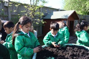 24 05 07 seed ball making 3