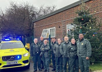 25 01 08 Hillingdon Ambulance Xmas Tree