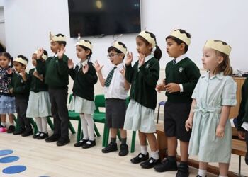 25 05 15 Owls Trad Tales Assembly