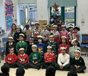 25 11 28 xmas assembly stack 3