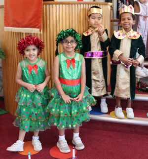 25 12 02 kingfishers nativity 8